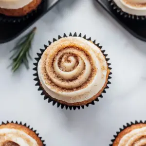 Cinnamon Roll Cupcakes