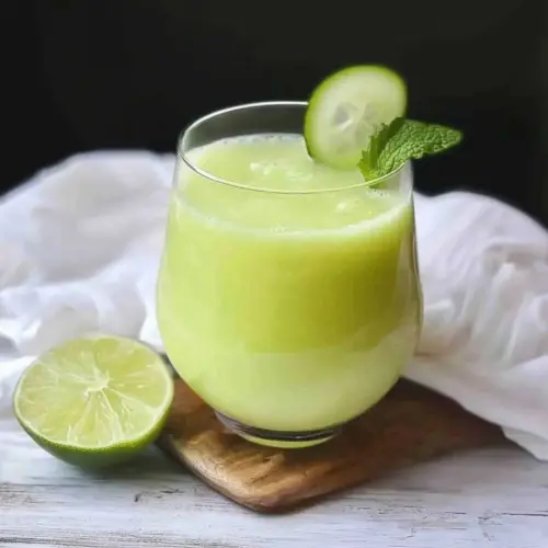 Refreshing Cucumber Lime Smoothie
